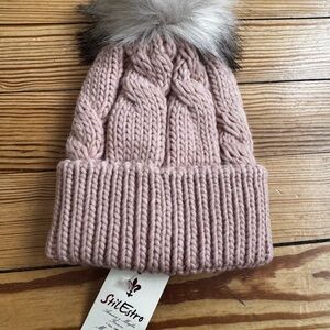 Stil Estro Made in Italy 🇮🇹 Pink Cable Knit Beanie Hat  with Faux Fur Pom NWT